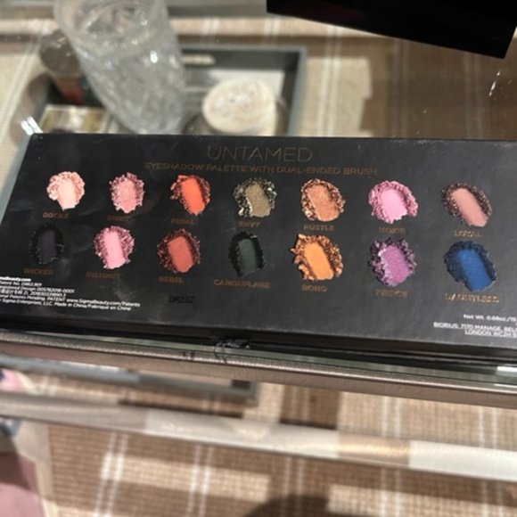 Almost New 4 Luxury Eyeshadow Palettes Sigma, Dior, Lawless, Wayne Goss - Picture 3 of 13